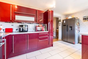 Kitchen- click for photo gallery